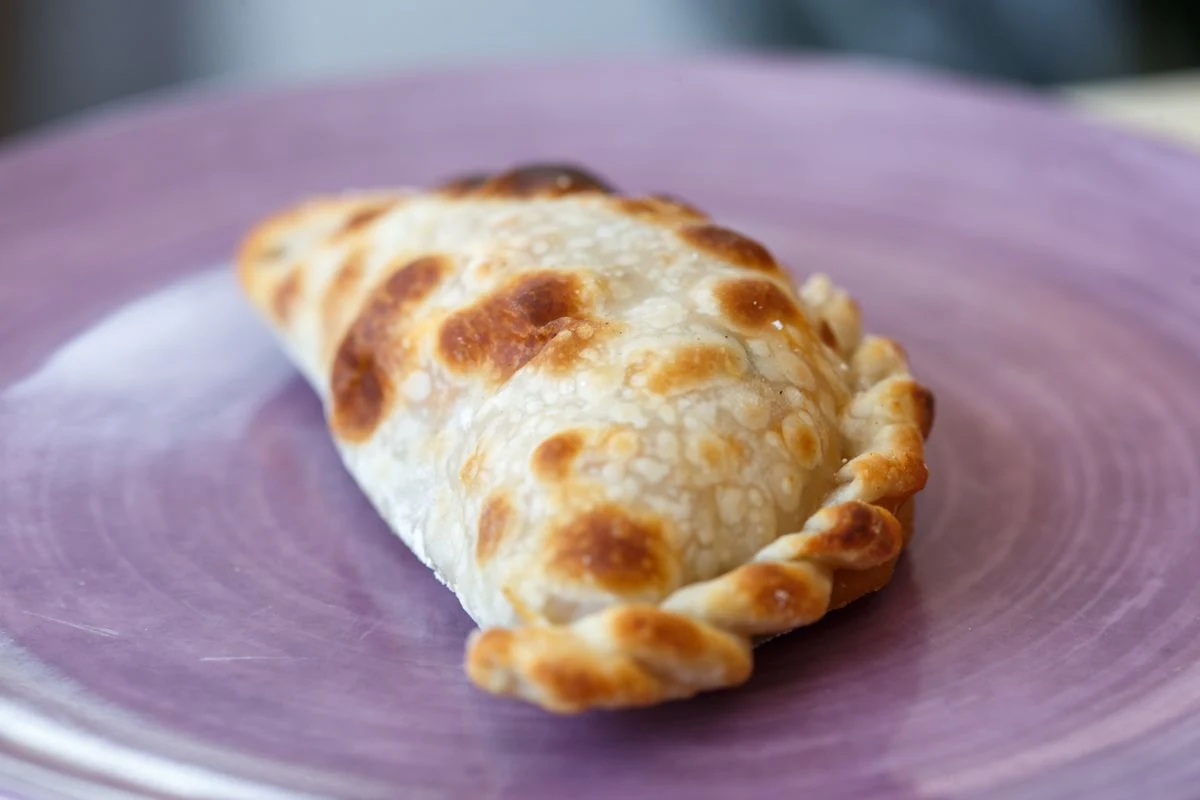Etli börek ve empanada