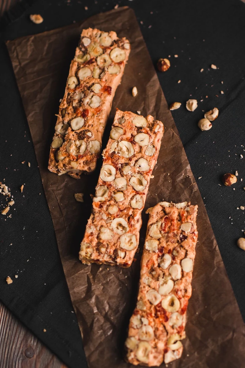 Meyveli granola bar